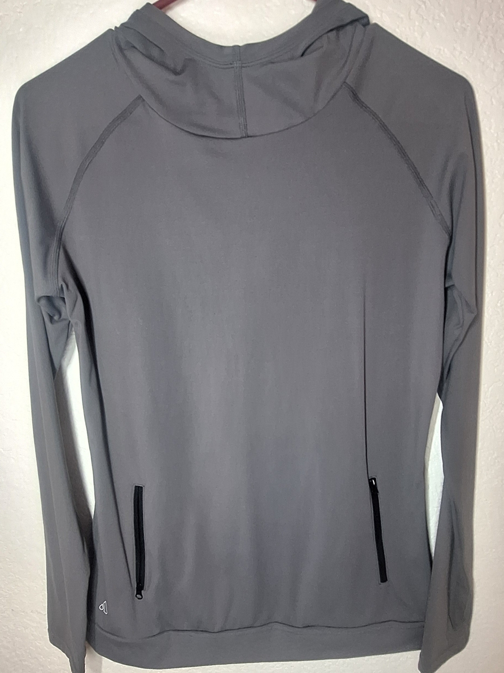 NWOT Rhone Essentials Performance Hoodie Charcoal Gray Mens Size M